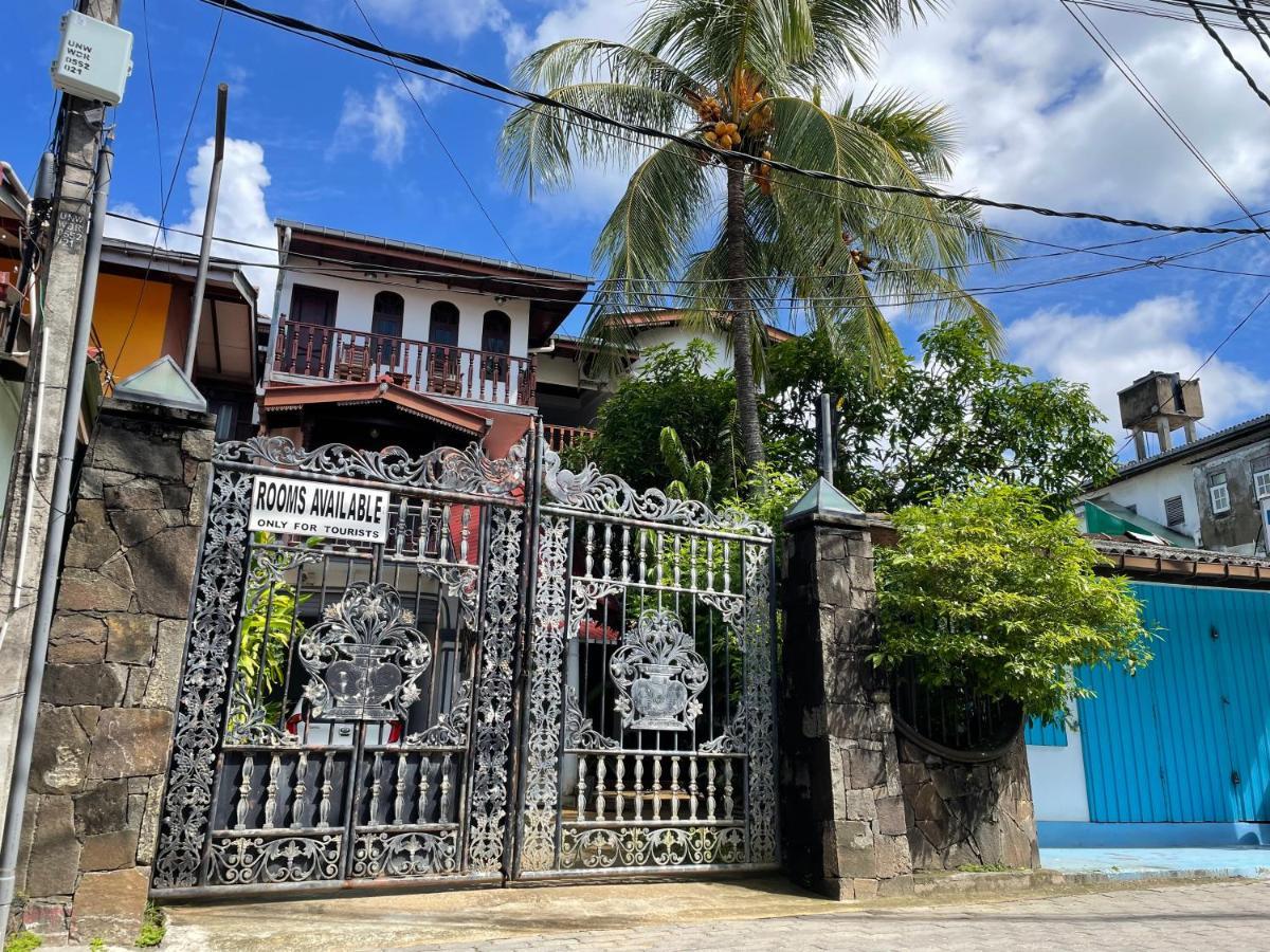 Flamingo Guest House Unawatuna Exterior photo