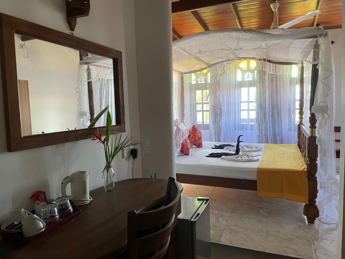 Flamingo Guest House Unawatuna Exterior photo